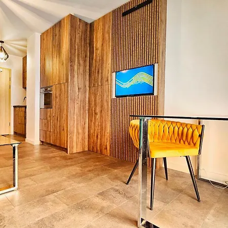 Vision Luxury Marina *