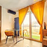 Vision Luxury Marina דירה *