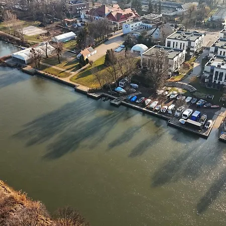 Vision Luxury Marina アパート *